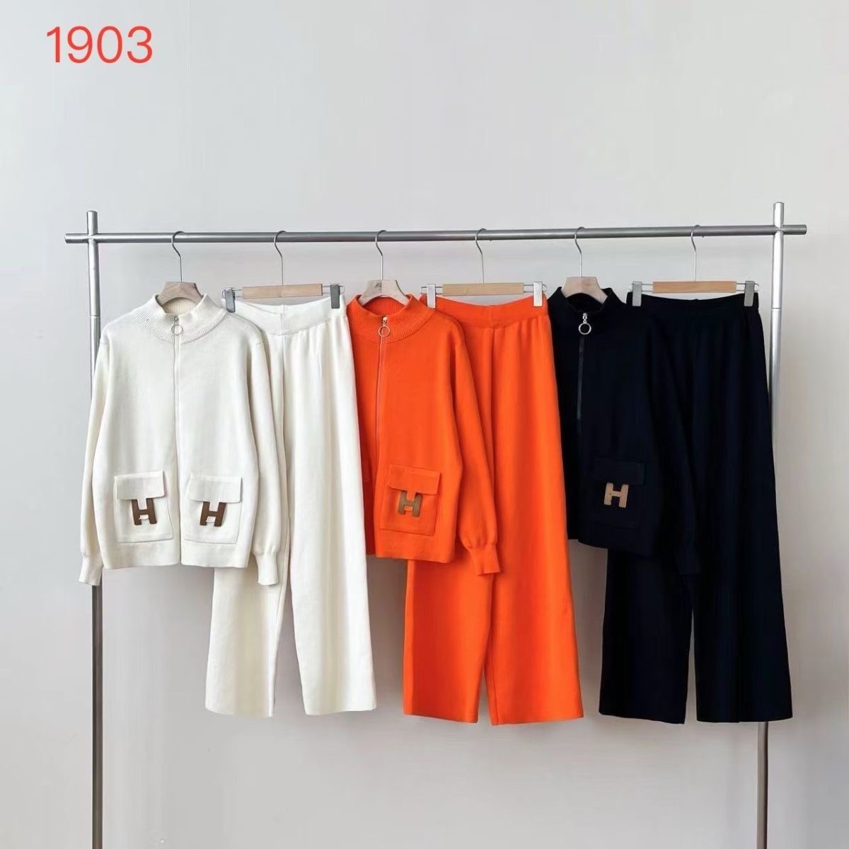 Fashion Letter Printed Suit Top+Pants