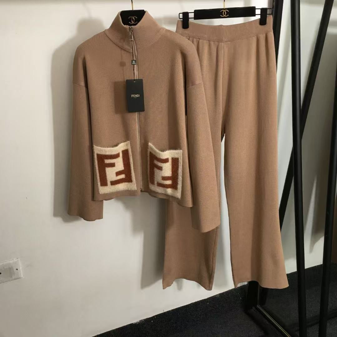 Women's Fashion Letter Printed Suit
