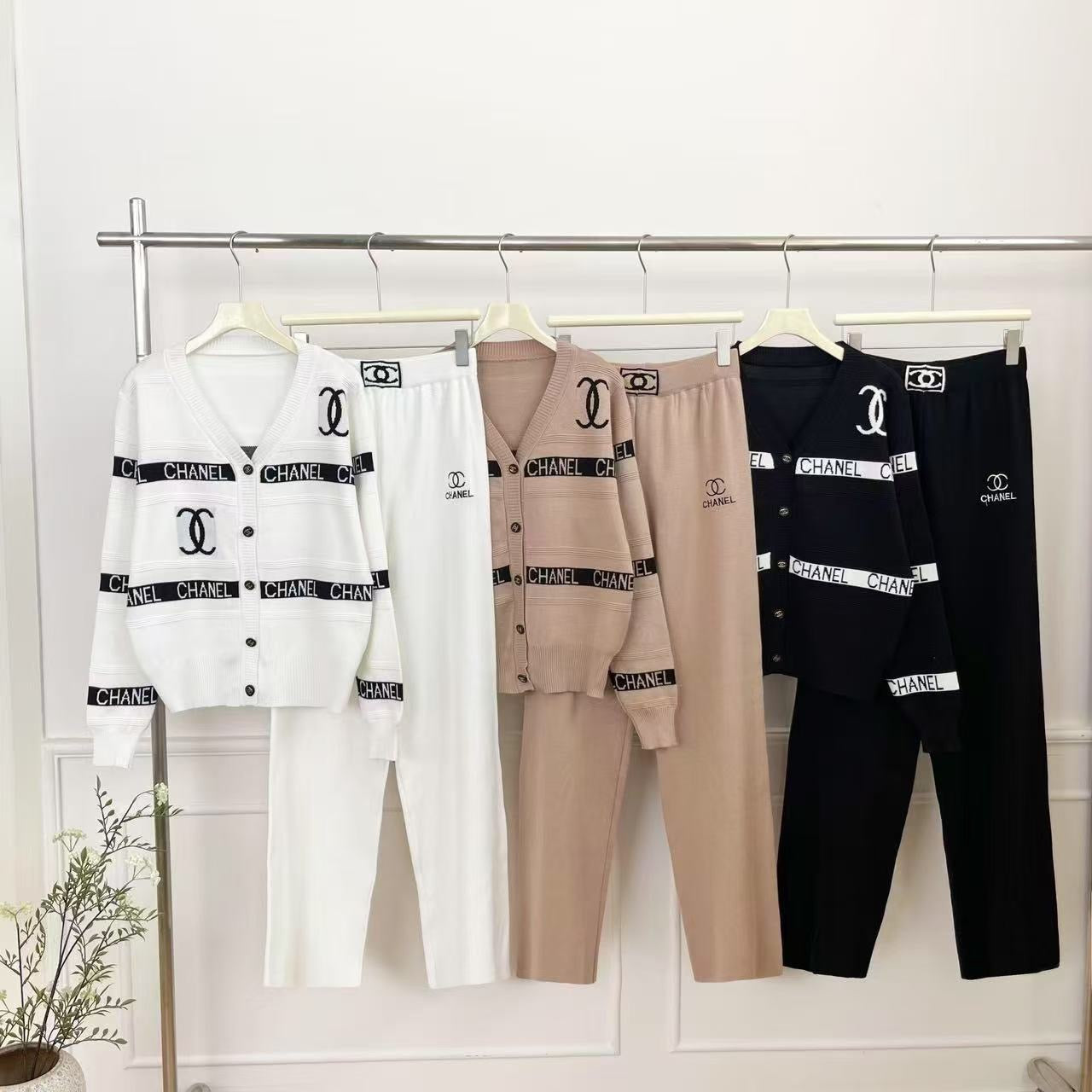Letter Printed Ladies 2 Piece Suit