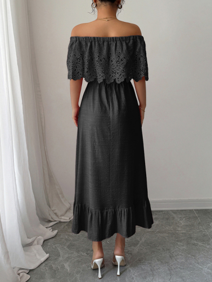 Elegant off-the-shoulder A-line maxi dress-chiquechics