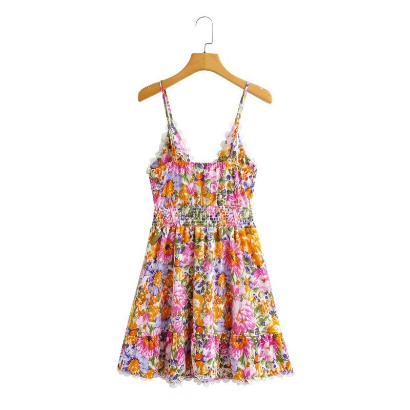 V-neck sexy camisole dress with cinched waist for slimming effect, bow printed skirt-chiquechics