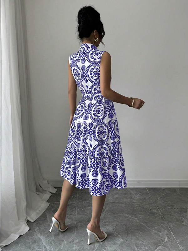 Fashionable off-shoulder waist-binding blue printed sleeveless dress-chiquechics