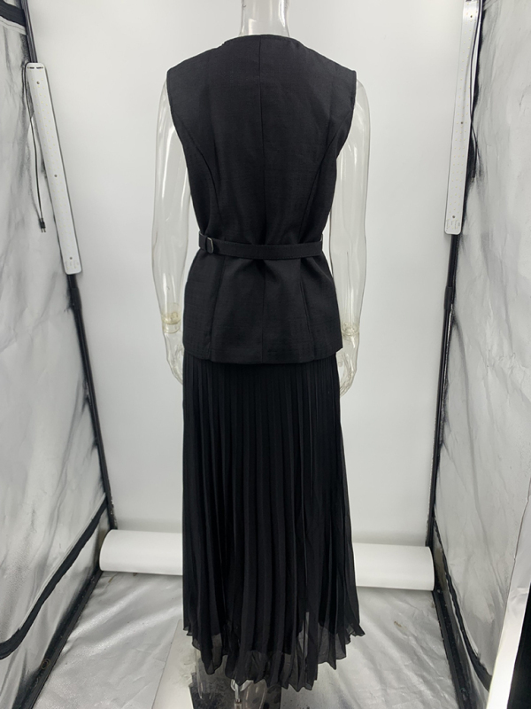 Sleeveless Chanel style vest vest mesh pleated skirt two-piece set-chiquechics