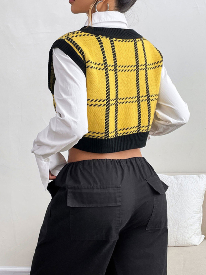 V-neck woolen checked vest-chiquechics