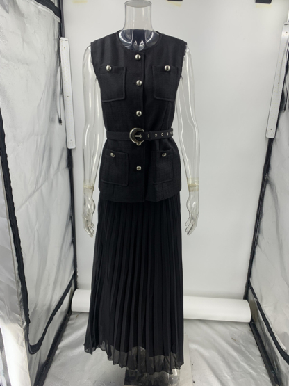 Sleeveless Chanel style vest vest mesh pleated skirt two-piece set-chiquechics