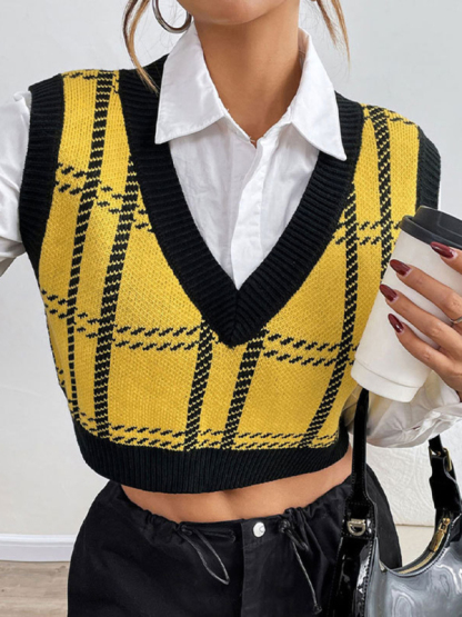 V-neck woolen checked vest-chiquechics