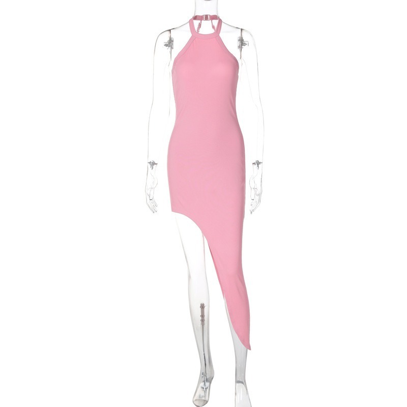 Fashionable and sexy backless split neck sleeveless dress with hanging neck-chiquechics