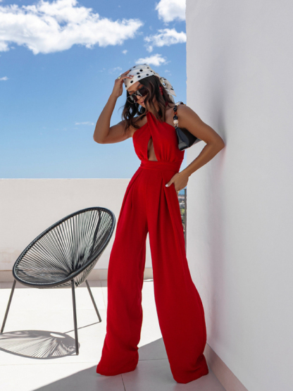 Solid color sleeveless off-shoulder sexy halter neck waist jumpsuit-chiquechics