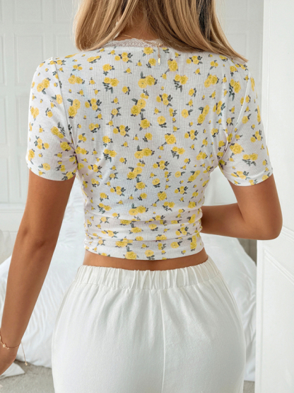 Y2K Hot Girl Style Yellow Floral Lace Short Sleeve T-Shirt-chiquechics