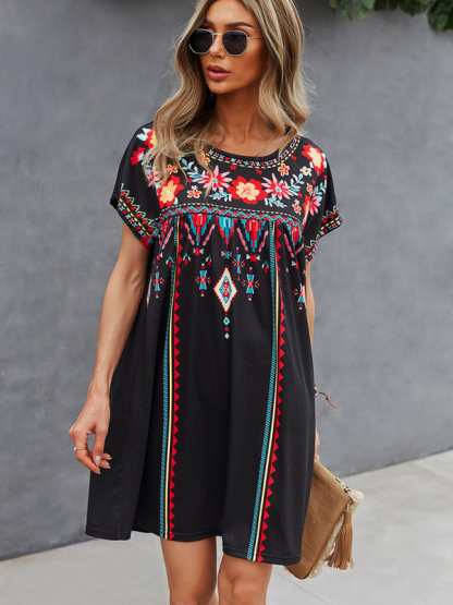 Woman knitted round neck casual holiday short -sleeved dress-chiquechics
