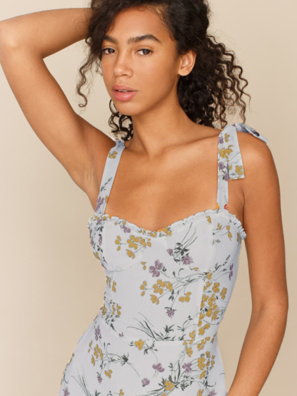 Small fresh floral print slim-fit wooden ear tie dress-chiquechics