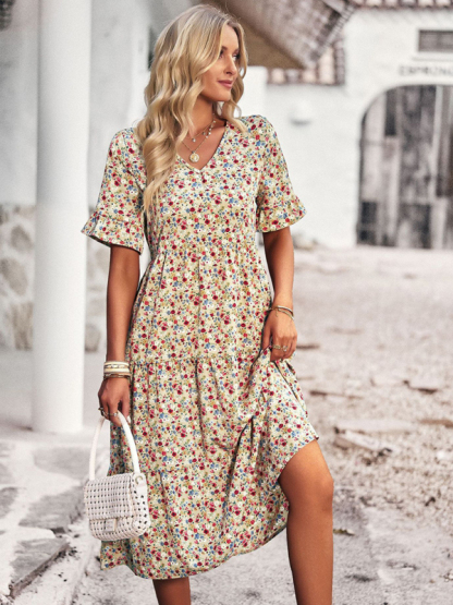 Elegant V-neck short-sleeved holiday dress-chiquechics