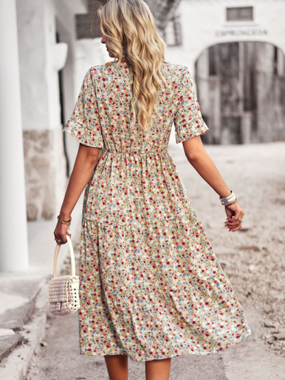 Elegant V-neck short-sleeved holiday dress-chiquechics