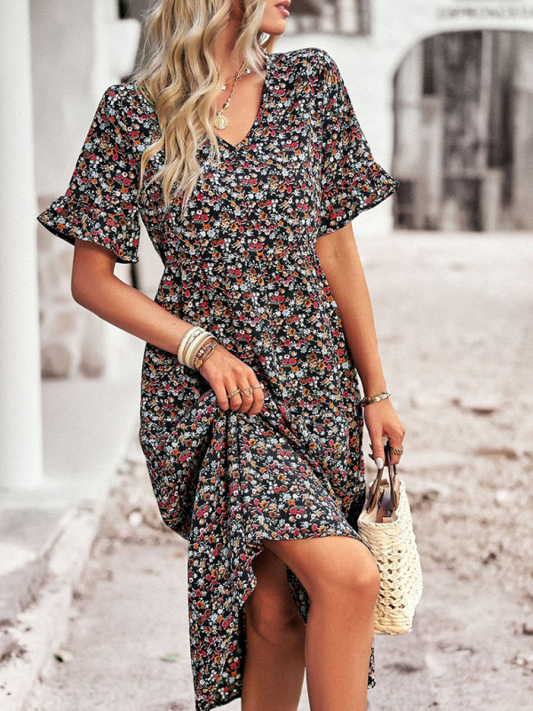 Elegant V-neck short-sleeved holiday dress-chiquechics