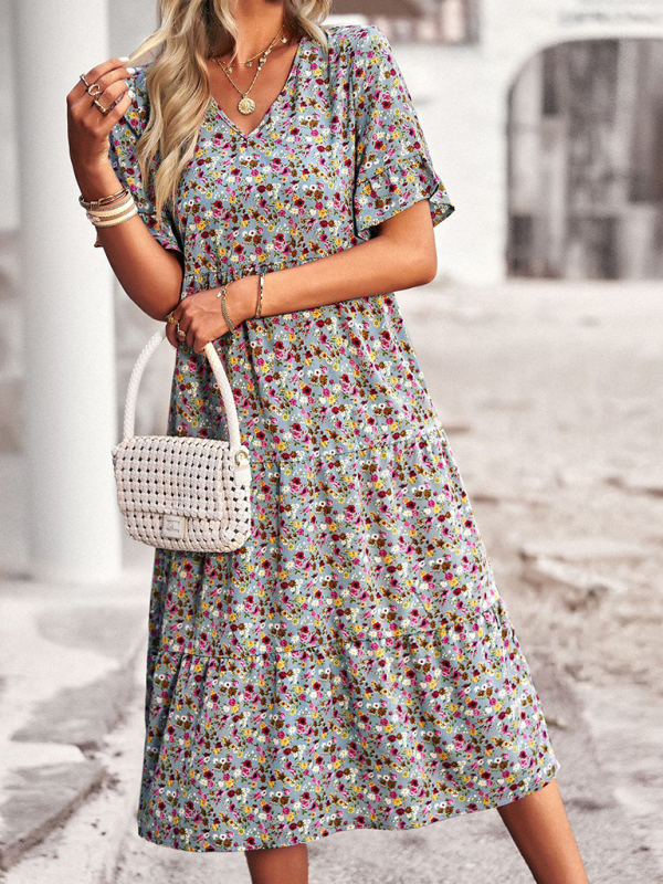 Elegant V-neck short-sleeved holiday dress-chiquechics