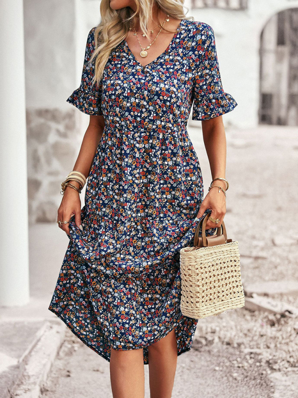 Elegant V-neck short-sleeved holiday dress-chiquechics