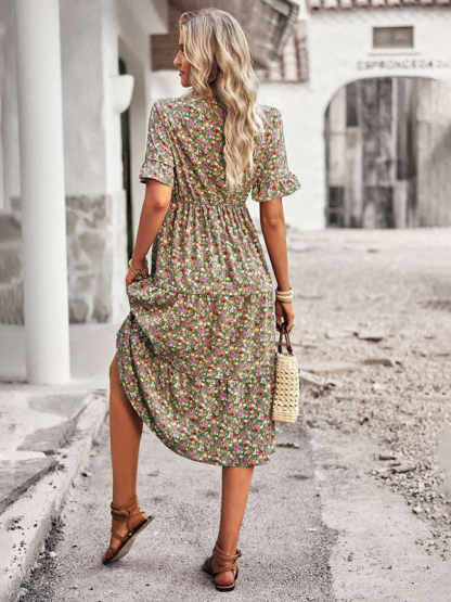 Elegant V-neck short-sleeved holiday dress-chiquechics
