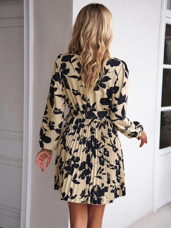 Vacation casual long-sleeved round neck pleated dress-chiquechics