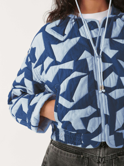 Casual Sleeveless Self-Design Woven Coat with Dropped Shoulder Style-chiquechics