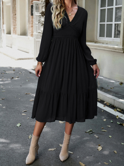 Elegant lace solid color V-neck dress-chiquechics