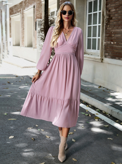 Elegant lace solid color V-neck dress-chiquechics
