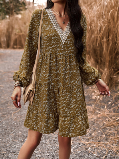 Floral Print Casual V-Neck Long-Sleeved Dress-chiquechics