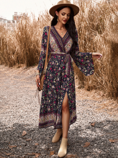 Elegant casual printed V-neck A-line dress-chiquechics