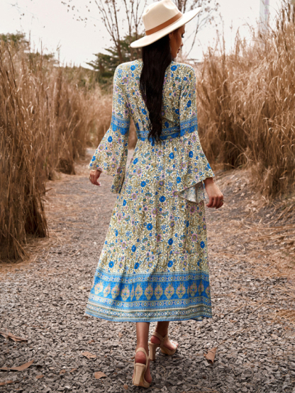 Elegant casual printed V-neck A-line dress-chiquechics