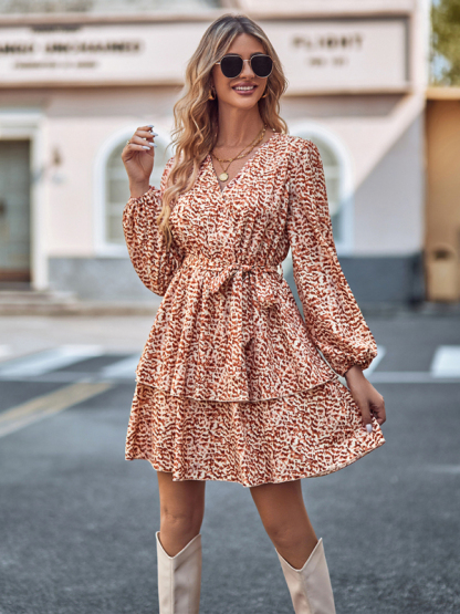 Printed V-neck tie waist long-sleeved dress-chiquechics