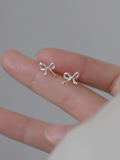 New retro bow earrings, elegant and high-end earrings, simple earrings for women-chiquechics