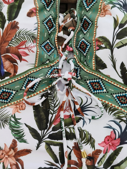 New deep V strappy one-piece swimsuit cashew flower print triangle one-piece swimsuit-chiquechics