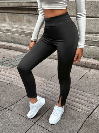 {Women's Fashion}