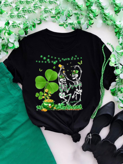 New fun green clover print loose pullover short-sleeved T-shirt-chiquechics