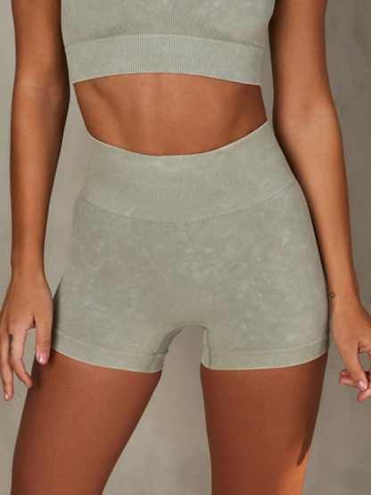 {Women's Fashion}