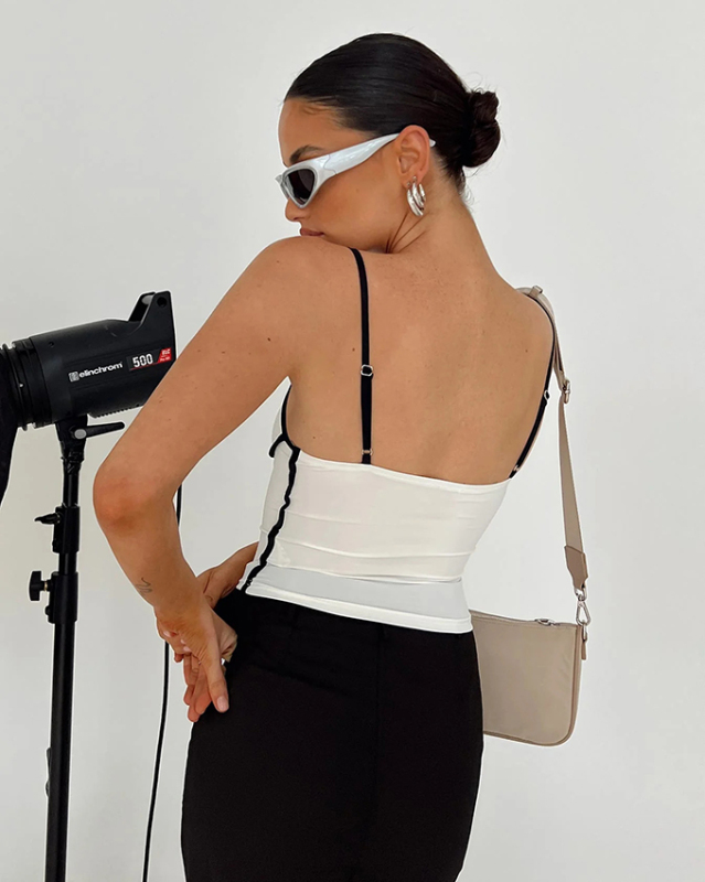 New sexy slim fit waist exposed contrast color camisole-chiquechics