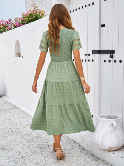 New solid color short sleeve V-neck dress-chiquechics