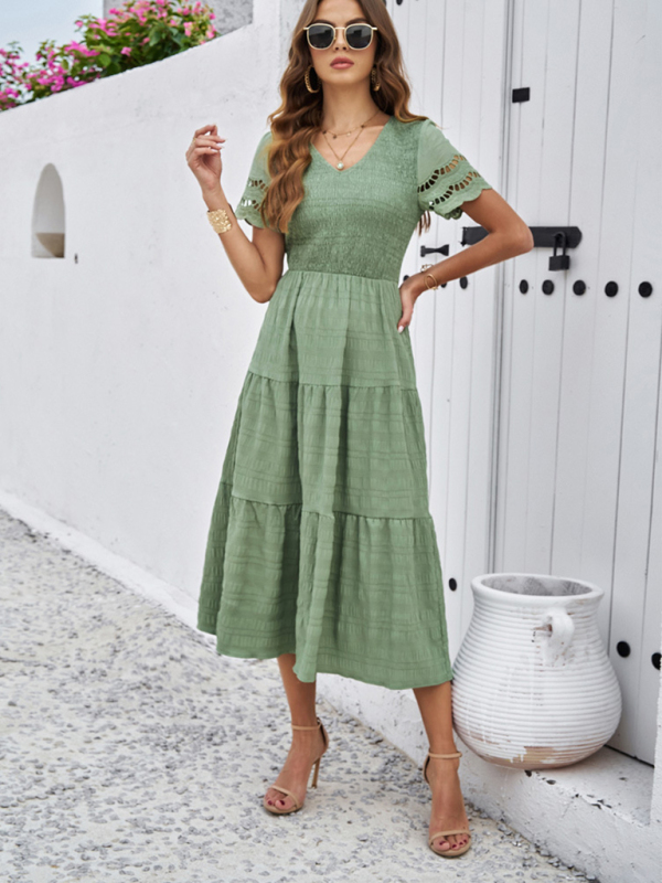 New solid color short sleeve V-neck dress-chiquechics