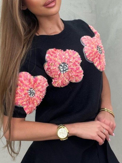 New contrasting flower sweet pink round neck short-sleeved sweater-chiquechics