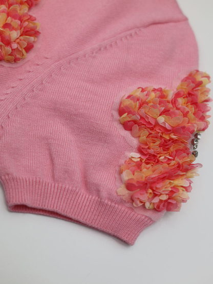 New contrasting flower sweet pink round neck short-sleeved sweater-chiquechics