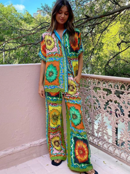 Fashionable personalized printed short-sleeved holiday casual loose two-piece set-chiquechics