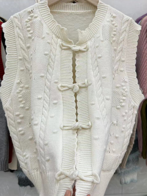 Three-dimensional buckle design lace collar knitted vest loose soft waxy layered top vest-chiquechics