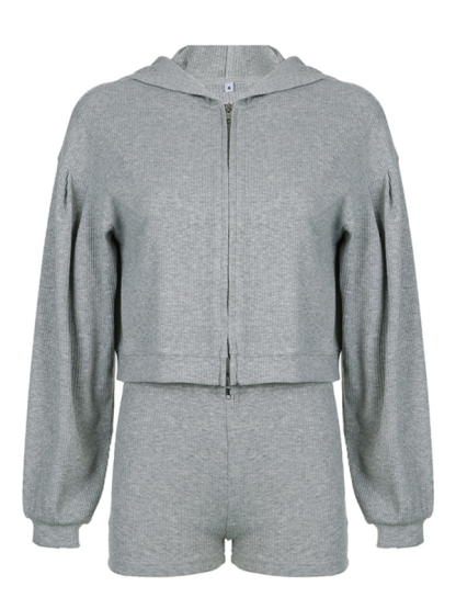 {Women's Fashion}-chiquechics