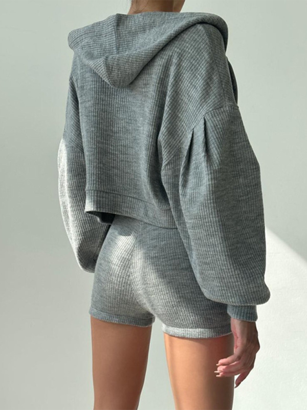 {Women's Fashion}-chiquechics