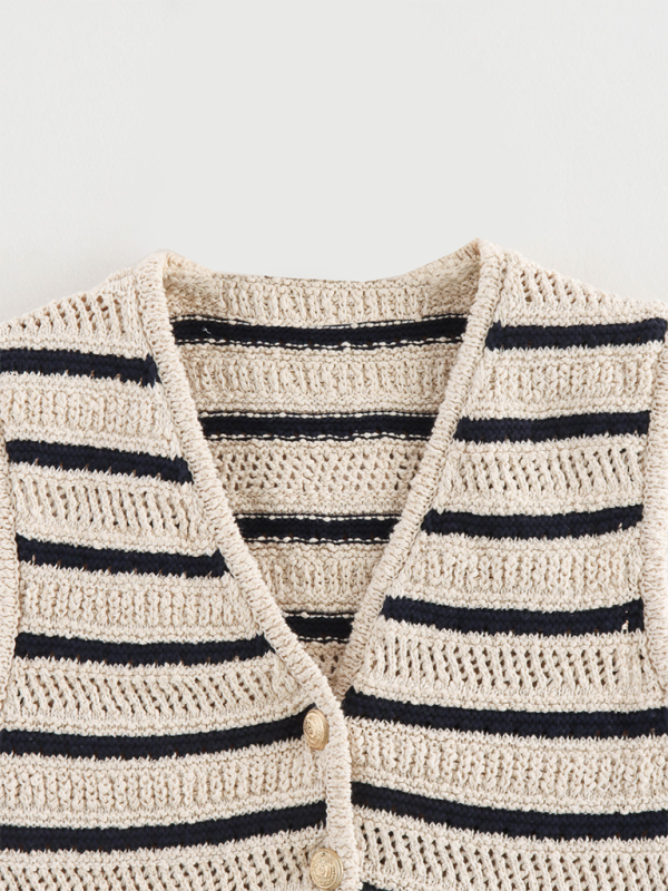 V-neck striped knitted vest-chiquechics