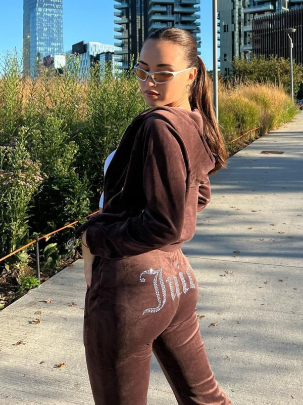 Women's casual solid color letter hot diamond sportswear long-sleeved hooded sweatshirt loose trousers two-piece suit-chiquechics