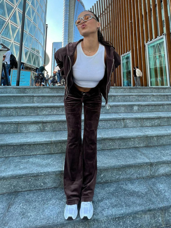 Women's casual solid color letter hot diamond sportswear long-sleeved hooded sweatshirt loose trousers two-piece suit-chiquechics