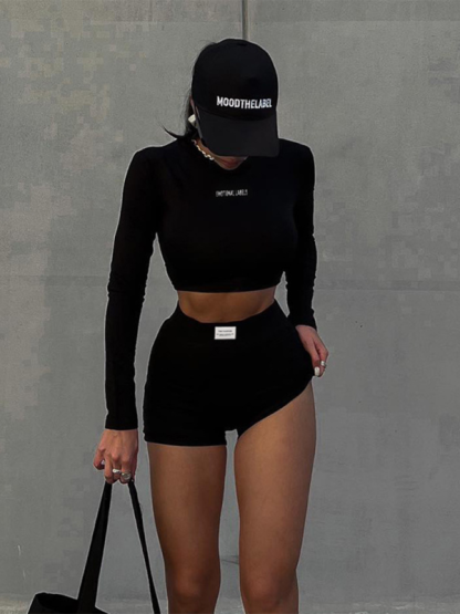{Women's Fashion}-chiquechics