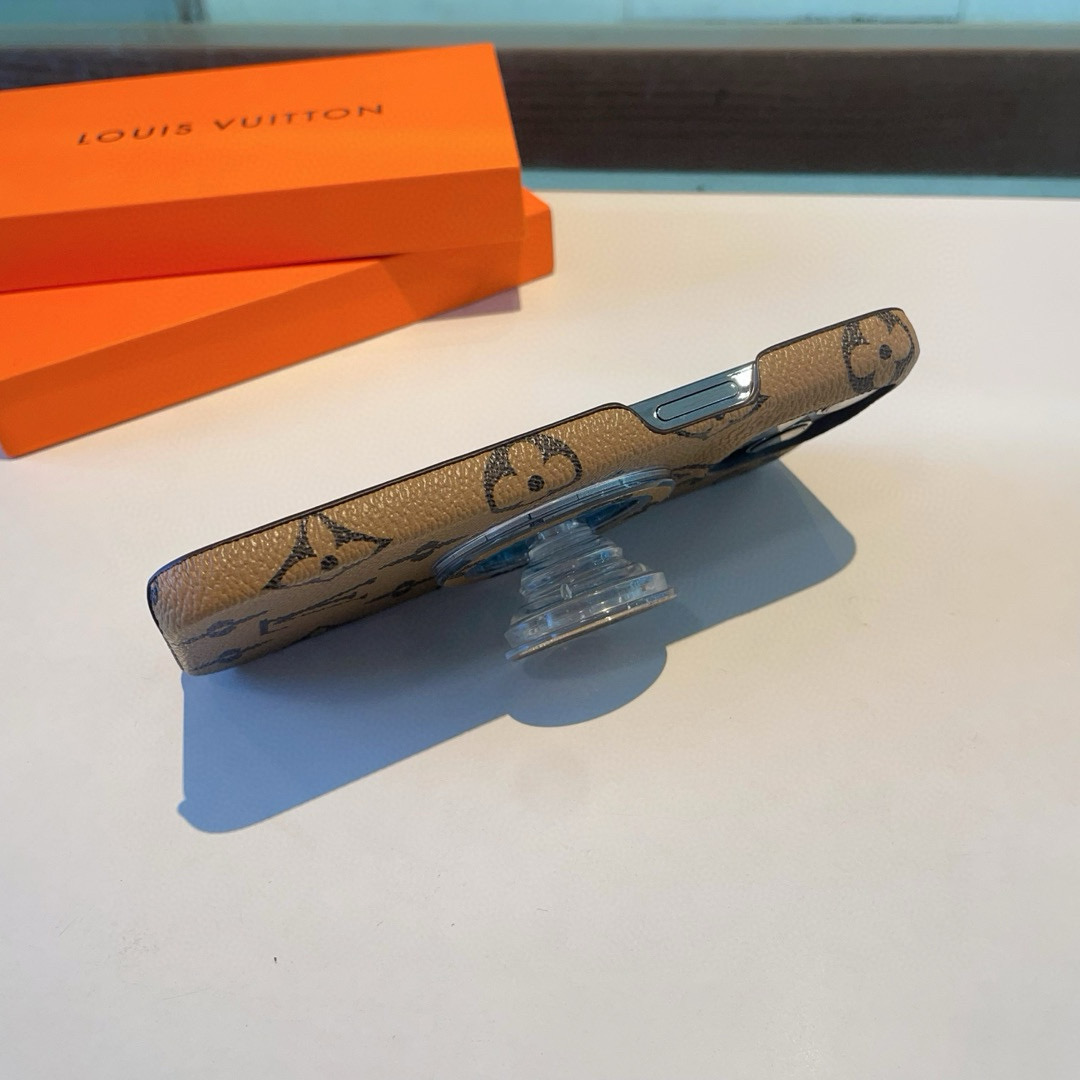 Classic Monogram iPhone Case With Holder Yellow Printing（Compatible With Magsafe）-GTOCASE