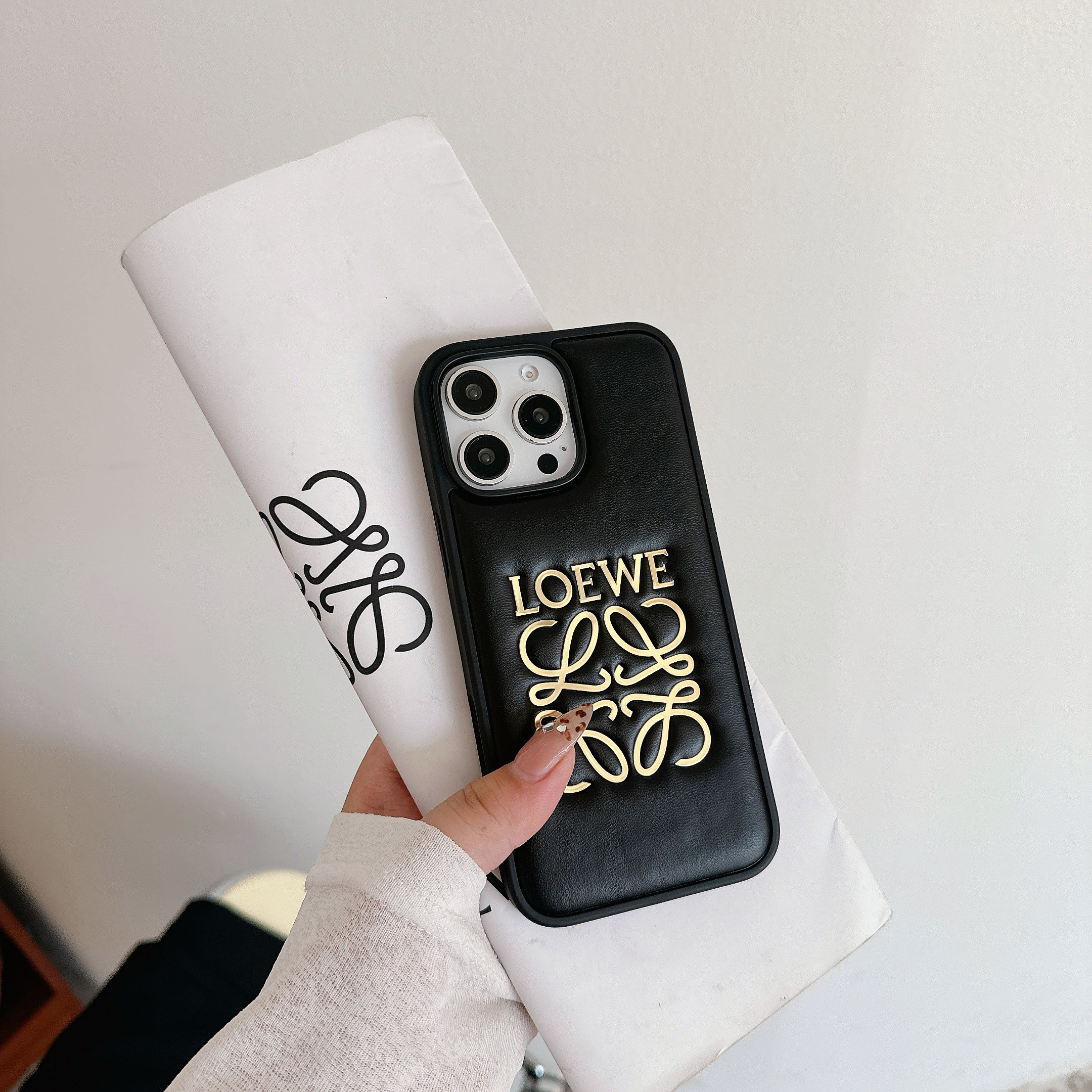 Leather LE iPhone Case Black-JSK250904