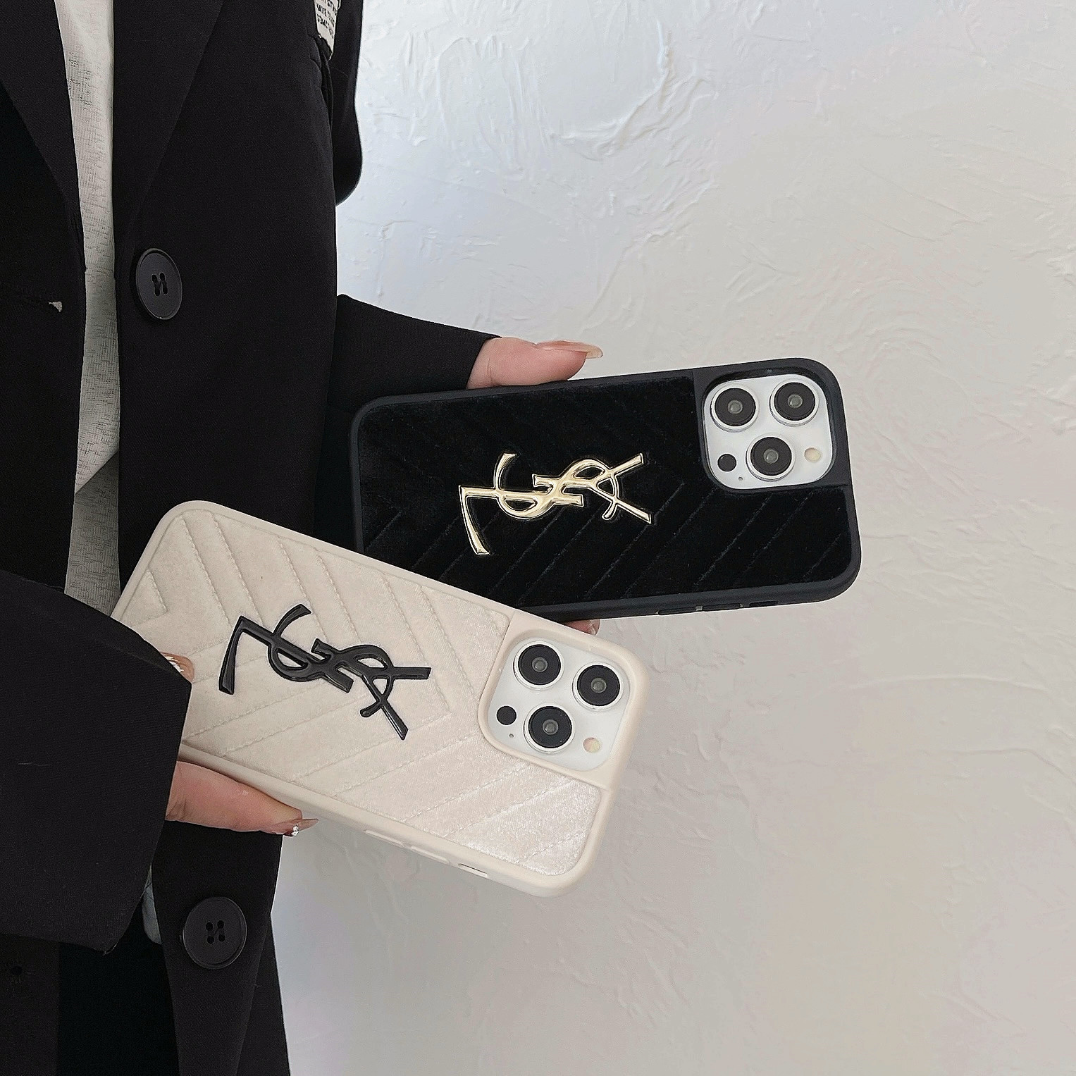 YL iPhone Case Black-MRK250905